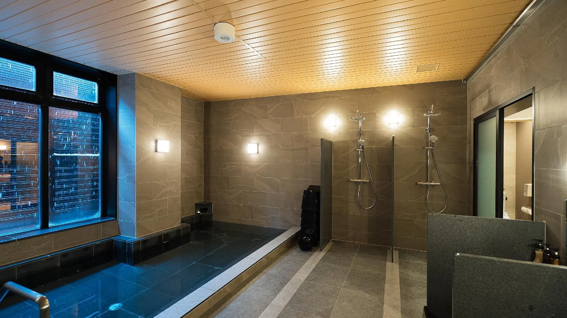 ****  Nakafurano Winery Hotel And Condominium Hitohana יפן