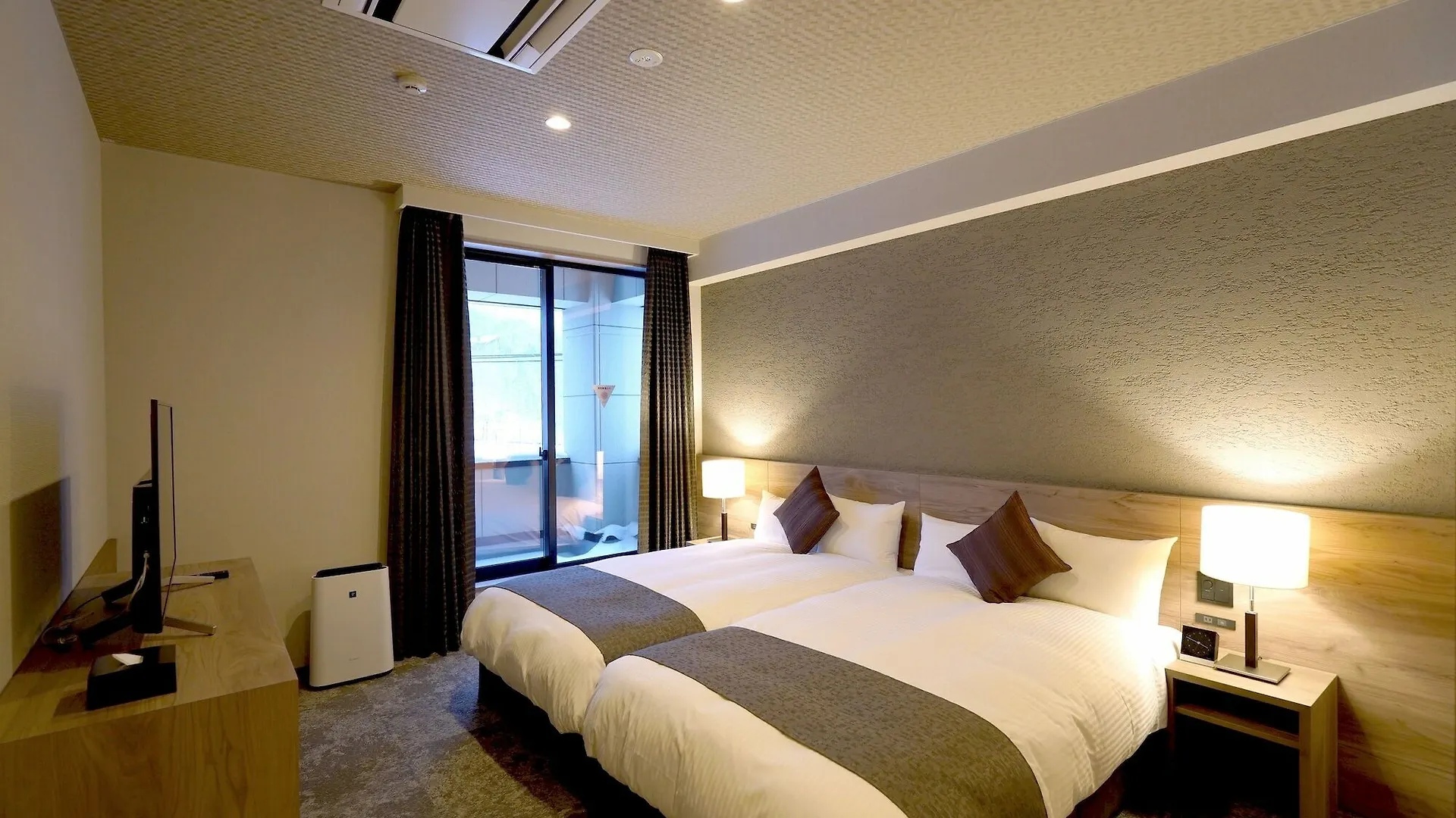 Nakafurano Winery Hotel And Condominium Hitohana 4*,  יפן